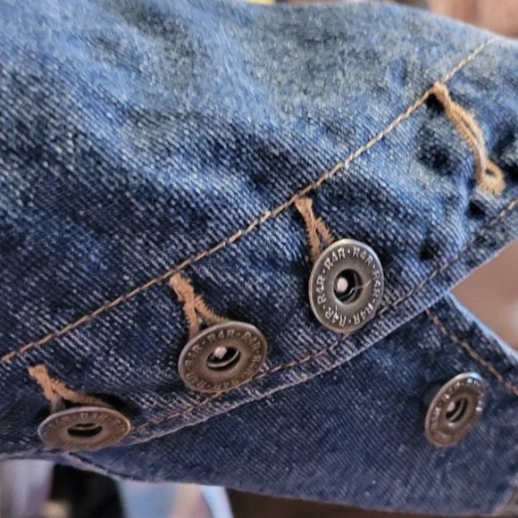 RAVE Jean Jacket Cropped Distressed Embroidered Zipped Pockets Button Fr… - Picture 5 of 7